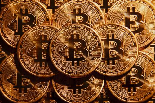 XRP价格：Whales洗牌3.18亿枚硬币 价格保持0.52美元支持-第1张图片-binance下载